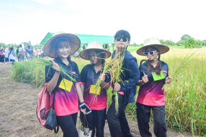 ศูนย์ส่งเสริมการจัดการศึกษาตามพระบรมราโชบาย มรท. จัดโครงการส่งเสริมการนำศาสตร์พระราชาไปใช้ในการดำรงชีวิตให้กับนักศึกษา ปี 1