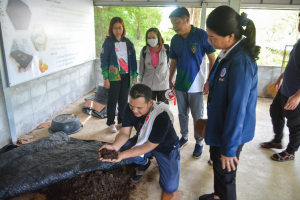 ศูนย์ส่งเสริมการจัดการศึกษาตามพระบรมราโชบาย มรท. จัดโครงการส่งเสริมการนำศาสตร์พระราชาไปใช้ในการดำรงชีวิตให้กับนักศึกษา ปี 1