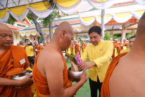 มรภ.เทพสตรี ร่วมพิธีทำบุญตักบาตรพระสงฆ์โครงการบรรพชาอุปสมบทเฉลิมพระเกียรติพระบาทสมเด็จพระเจ้าอยู่หัว เนื่องในโอกาสพระราชพิธีมหามงคลเฉลิมพระชนมพรรษา 6 รอบ 28 กรกฎาคม 2567