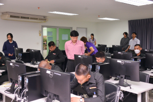 คณะเทคโนโลยีอุตสาหกรรมจัดอบรมหลักสูตรช่างควบคุมเครื่องกลึง CNC ระดับ 1