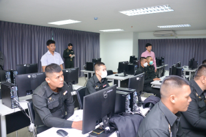 คณะเทคโนโลยีอุตสาหกรรมจัดอบรมหลักสูตรช่างควบคุมเครื่องกลึง CNC ระดับ 1