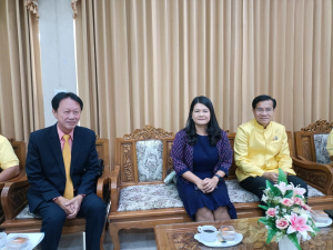 อธิการบดี มรท. ร่วมการเสวนาขับเคลื่อนการยกระดับคุณภาพการศึกษาและประสิทธิภาพการศึกษาจังหวัดโดยผ่านกลไกของ กศจ.