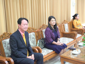 อธิการบดี มรท. ร่วมการเสวนาขับเคลื่อนการยกระดับคุณภาพการศึกษาและประสิทธิภาพการศึกษาจังหวัดโดยผ่านกลไกของ กศจ.