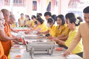 มรภ.เทพสตรี เป็นเจ้าภาพร่วมถวายภัตตาหารเพลแด่พระสงฆ์ที่บรรพชาในโครงการบรรพชาอุปสมบทเฉลิมพระเกียรติพระบาทสมเด็จพระเจ้าอยู่หัวฯ