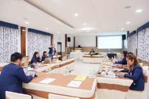 ศูนย์ภาษาจัดโครงการพัฒนาหลักสูตรภาษาอังกฤษเพื่อการสื่อสารและเพื่อการอาชีพ ระยะที่ 2