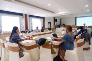 ศูนย์ภาษาจัดโครงการพัฒนาหลักสูตรภาษาอังกฤษเพื่อการสื่อสารและเพื่อการอาชีพ ระยะที่ 2
