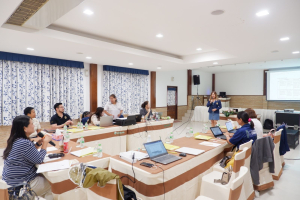 ศูนย์ภาษาจัดโครงการพัฒนาหลักสูตรภาษาอังกฤษเพื่อการสื่อสารและเพื่อการอาชีพ ระยะที่ 2