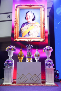 สาขาวิชาดนตรีศึกษานำนักดนตรีวงลวนรินทร์เข้ารับรางวัลชมเชยการประลองยอดฝีมือเยาวชนดนตรี ถ้วยพระราชทานสมเด็จพระกนิษฐาธิราชเจ้า กรมสมเด็จพระเทพรัตนราชสุดาฯ สยามบรมราชกุมารี