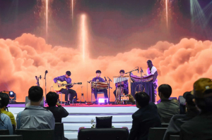 สาขาวิชาดนตรีศึกษานำนักดนตรีวงลวนรินทร์เข้ารับรางวัลชมเชยการประลองยอดฝีมือเยาวชนดนตรี ถ้วยพระราชทานสมเด็จพระกนิษฐาธิราชเจ้า กรมสมเด็จพระเทพรัตนราชสุดาฯ สยามบรมราชกุมารี
