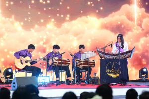 สาขาวิชาดนตรีศึกษานำนักดนตรีวงลวนรินทร์เข้ารับรางวัลชมเชยการประลองยอดฝีมือเยาวชนดนตรี ถ้วยพระราชทานสมเด็จพระกนิษฐาธิราชเจ้า กรมสมเด็จพระเทพรัตนราชสุดาฯ สยามบรมราชกุมารี
