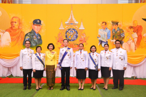 อธิการบดี มรภ.เทพสตรี นำคณะผู้บริหาร ร่วมงานสโมสรสันนิบาตเฉลิมพระเกียรติ เนื่องในโอกาสพระราชพิธีมหามงคลเฉลิมพระชนมพรรษา 6 รอบ 28 กรกฎาคม 2567 จ.ลพบุรี