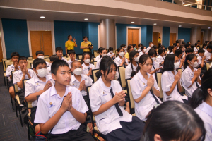 มรภ.เทพสตรี จัดพิธีเจริญพระพุทธมนต์ถวายพระพรชัยมงคลแด่พระบาทสมเด็จพระเจ้าอยู่หัว เนื่องในโอกาสพระราชพิธีมหามงคลเฉลิมพระชนมพรรษา 6 รอบ 28 กรกฎาคม 2567