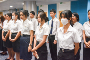 มรท. จัดพิธีถวายพระพรชัยมงคลแด่สมเด็จพระบรมราชชนนีพันปีหลวง