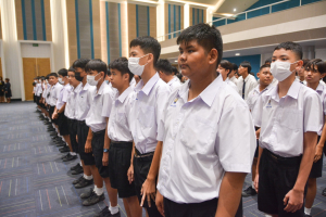 มรท. จัดพิธีถวายพระพรชัยมงคลแด่สมเด็จพระบรมราชชนนีพันปีหลวง