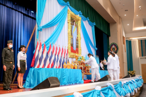 มรท. จัดพิธีถวายพระพรชัยมงคลแด่สมเด็จพระบรมราชชนนีพันปีหลวง