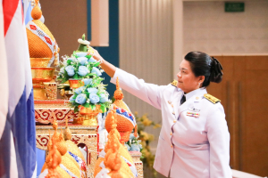 มรท. จัดพิธีถวายพระพรชัยมงคลแด่สมเด็จพระบรมราชชนนีพันปีหลวง