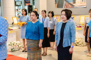 สำนักวิทยบริการฯ จัดพิธีถวายพระพรชัยมงคลสมเด็จพระบรมราชชนนีพันปีหลวง