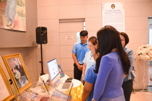 สำนักวิทยบริการฯ จัดพิธีถวายพระพรชัยมงคลสมเด็จพระบรมราชชนนีพันปีหลวง