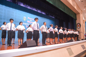 คณะมนุษยศาสตร์ฯ จัดประกวดร้องเพลงหมู่ มอบรางวัลเพชรมนุษยศาสตร์ และรางวัลนักศึกษาดีเด่น
