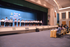 คณะมนุษยศาสตร์ฯ จัดประกวดร้องเพลงหมู่ มอบรางวัลเพชรมนุษยศาสตร์ และรางวัลนักศึกษาดีเด่น