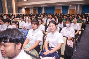 คณะมนุษยศาสตร์ฯ จัดประกวดร้องเพลงหมู่ มอบรางวัลเพชรมนุษยศาสตร์ และรางวัลนักศึกษาดีเด่น