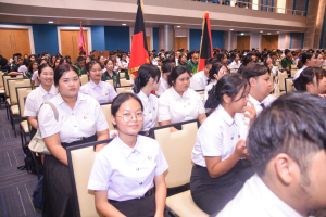 คณะมนุษยศาสตร์ฯ จัดประกวดร้องเพลงหมู่ มอบรางวัลเพชรมนุษยศาสตร์ และรางวัลนักศึกษาดีเด่น