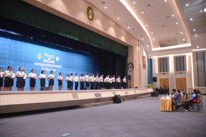 คณะมนุษยศาสตร์ฯ จัดประกวดร้องเพลงหมู่ มอบรางวัลเพชรมนุษยศาสตร์ และรางวัลนักศึกษาดีเด่น