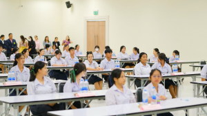 สาขาวิชานิติศาสตร์จัดการแข่งขันตอบปัญหากฎหมาย ระดับมัธยมศึกษาตอนปลาย โครงการวันรพีฯ