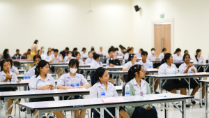 สาขาวิชานิติศาสตร์จัดการแข่งขันตอบปัญหากฎหมาย ระดับมัธยมศึกษาตอนปลาย โครงการวันรพีฯ