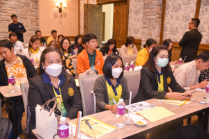 สำนักบริหารทรัพยากรมนุษย์จัดอบรมการจัดทำผลงานเชิงวิเคราะห์หรือสังเคราะห์รองรับการเข้าสู่ตำแหน่งที่สูงขึ้น และการพัฒนางานประจำสู่งานวิจัย