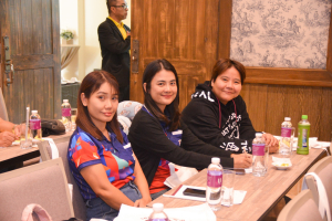 สำนักบริหารทรัพยากรมนุษย์จัดอบรมการจัดทำผลงานเชิงวิเคราะห์หรือสังเคราะห์รองรับการเข้าสู่ตำแหน่งที่สูงขึ้น และการพัฒนางานประจำสู่งานวิจัย