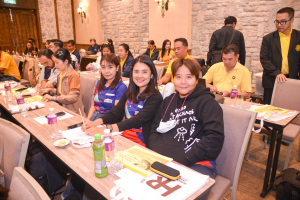 สำนักบริหารทรัพยากรมนุษย์จัดอบรมการจัดทำผลงานเชิงวิเคราะห์หรือสังเคราะห์รองรับการเข้าสู่ตำแหน่งที่สูงขึ้น และการพัฒนางานประจำสู่งานวิจัย