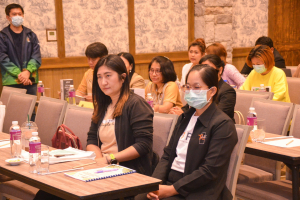 สำนักบริหารทรัพยากรมนุษย์จัดอบรมการจัดทำผลงานเชิงวิเคราะห์หรือสังเคราะห์รองรับการเข้าสู่ตำแหน่งที่สูงขึ้น และการพัฒนางานประจำสู่งานวิจัย