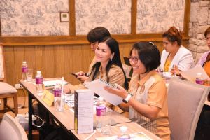 สำนักบริหารทรัพยากรมนุษย์จัดอบรมการจัดทำผลงานเชิงวิเคราะห์หรือสังเคราะห์รองรับการเข้าสู่ตำแหน่งที่สูงขึ้น และการพัฒนางานประจำสู่งานวิจัย