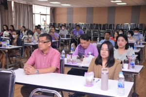 สำนักงานมาตรฐานและประกันคุณภาพการศึกษาจัดอบรมพัฒนาและปรับปรุงหลักสูตรตามแนวทางการจัดการศึกษาแบบมุ่งผลลัพธ์การเรียนรู้ การจัดทำผลลัพธ์การเรียนรู้ระดับหลักสูตร และการจัดทำผลลัพธ์การเรียนรู้ระดับรายวิชา