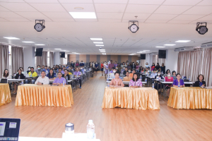 สำนักงานมาตรฐานและประกันคุณภาพการศึกษาจัดอบรมพัฒนาและปรับปรุงหลักสูตรตามแนวทางการจัดการศึกษาแบบมุ่งผลลัพธ์การเรียนรู้ การจัดทำผลลัพธ์การเรียนรู้ระดับหลักสูตร และการจัดทำผลลัพธ์การเรียนรู้ระดับรายวิชา
