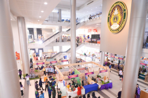 งานมหกรรมเทพสตรี 104 ปี (วันที่ 2)