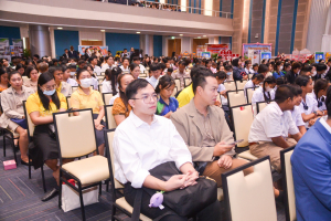 งานมหกรรมเทพสตรี 104 ปี (วันที่ 2)