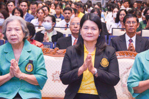งานมหกรรมเทพสตรี 104 ปี (วันที่ 2)