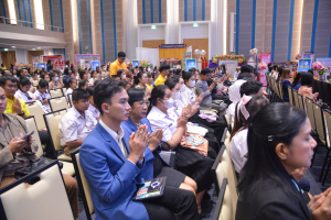 งานมหกรรมเทพสตรี 104 ปี (วันที่ 2)