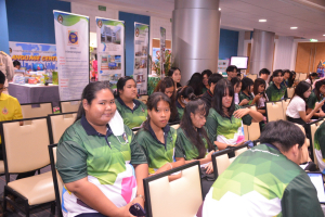 งานมหกรรมเทพสตรี 104 ปี (วันที่ 2)