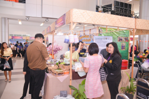 งานมหกรรมเทพสตรี 104 ปี (วันที่ 2)