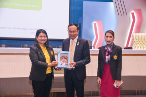 งานมหกรรมเทพสตรี 104 ปี (วันที่ 2)