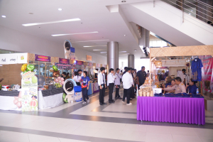งานมหกรรมเทพสตรี 104 ปี (วันที่ 2)