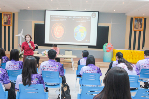 งานมหกรรมเทพสตรี 104 ปี (วันที่ 2)