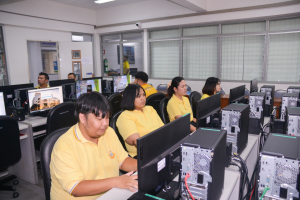 กองบริการการศึกษา จัดอบรมการพัฒนาสื่อการเรียน การสอน ในระบบ LMS มรท.