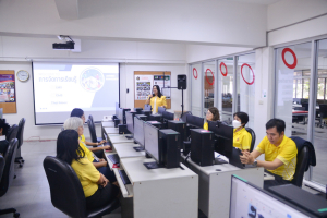 กองบริการการศึกษา จัดอบรมการพัฒนาสื่อการเรียน การสอน ในระบบ LMS มรท.
