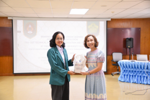 ศูนย์ภาษา ร่วมกับ คณะวิทยาการจัดการ จัดกิจกรรมนำเสนอผลการฝึกประสบการณ์วิชาชีพของนักศึกษาจาก UST ประเทศอินโดนีเซีย