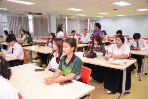 ศูนย์ภาษา ร่วมกับ คณะวิทยาการจัดการ จัดกิจกรรมนำเสนอผลการฝึกประสบการณ์วิชาชีพของนักศึกษาจาก UST ประเทศอินโดนีเซีย