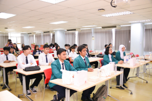 ศูนย์ภาษา ร่วมกับ คณะวิทยาการจัดการ จัดกิจกรรมนำเสนอผลการฝึกประสบการณ์วิชาชีพของนักศึกษาจาก UST ประเทศอินโดนีเซีย